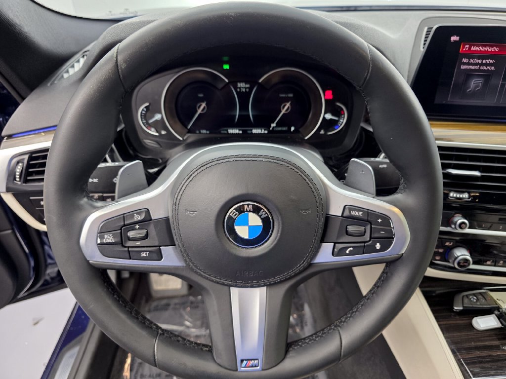 Used 2019 BMW 540i w/ M Sport Package RWD image 17