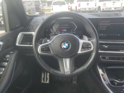 Used 2024 BMW X7 xDrive40i w/ M Sport Package AWD/4WD image 11