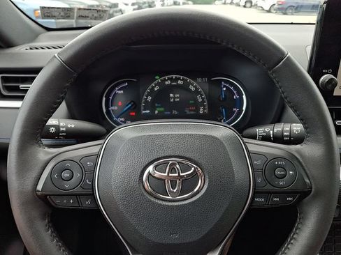 Certified 2024 Toyota RAV4 XSE w/ Weather Package AWD/4WD image 19