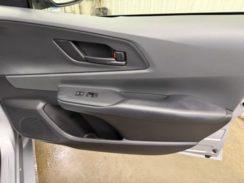 Used 2023 Toyota Prius LE image 32