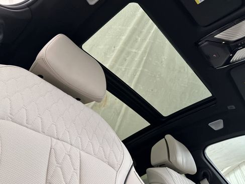 New 2026 BMW X6 M60i image 17