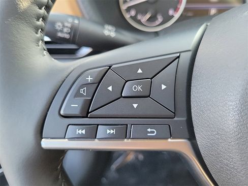 New 2025 Nissan Sentra SV w/ SV Premium Package image 7