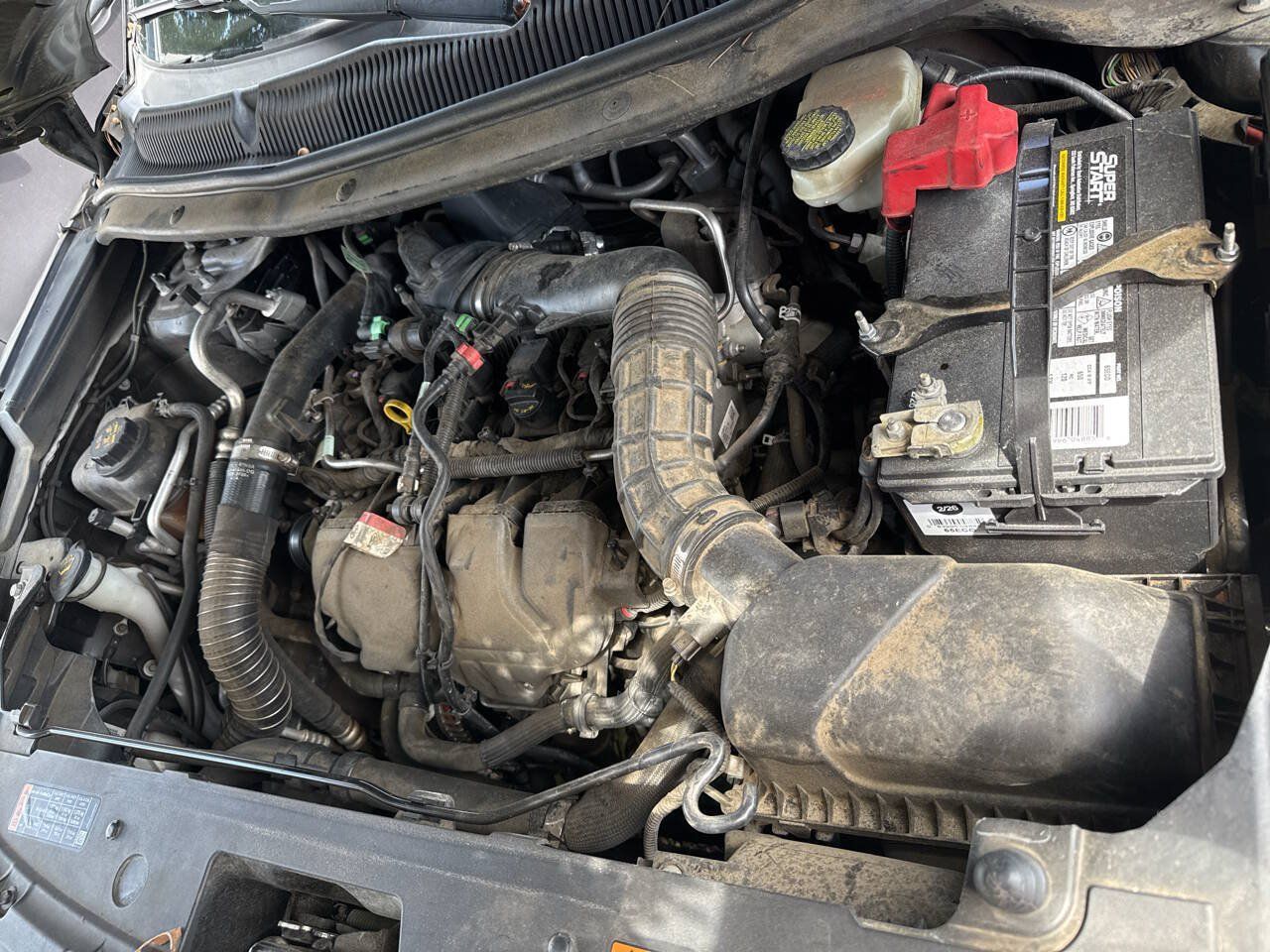 Used 2016 Ford Explorer XLT w/ Equipment Group 202A FWD image 24