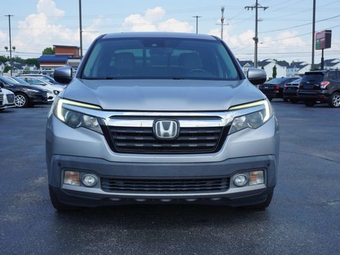 Used 2017 Honda Ridgeline RTL-E image 2