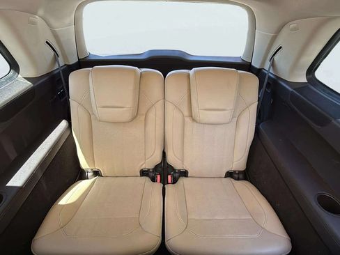 Used 2018 Mercedes-Benz GLS 450 4MATIC w/ Premium Package image 18