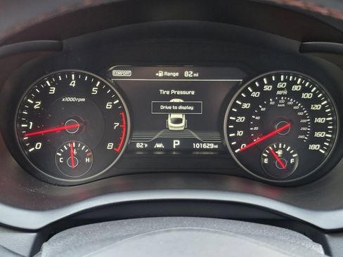 Used 2019 Kia Stinger GT2 AWD/4WD image 11