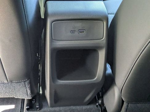 New 2026 Chevrolet Trax LT w/ Sunroof Package FWD image 26