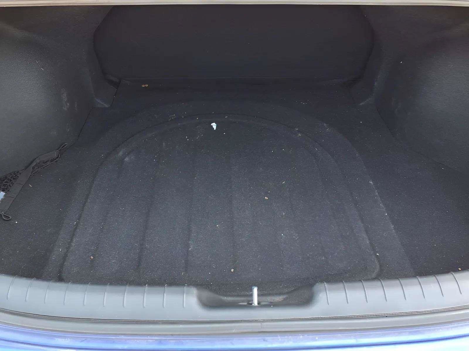 Certified 2024 Hyundai Elantra SEL FWD image 9