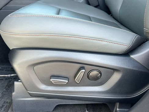 Used 2026 Ford Explorer Active w/ Active Comfort Package AWD/4WD image 12
