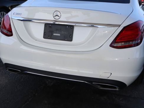 Used 2017 Mercedes-Benz C 300 Sedan image 9