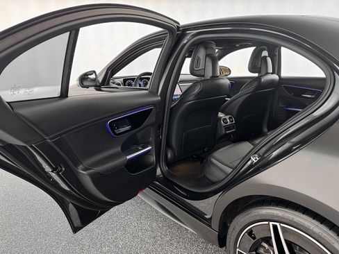 Used 2023 Mercedes-Benz C 300 C 300 image 23