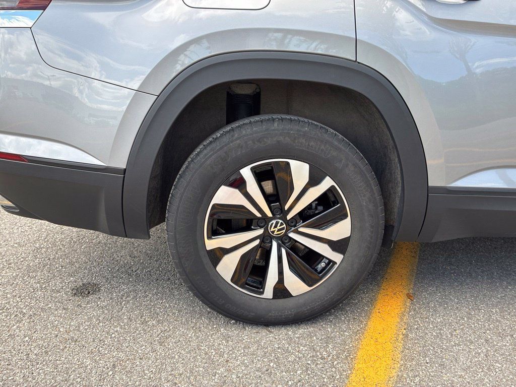 Used 2024 Volkswagen Atlas SE AWD/4WD image 62
