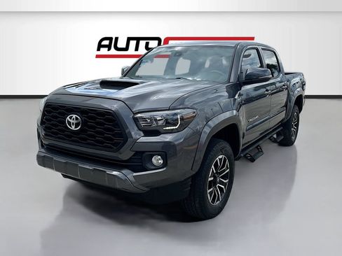 Used 2021 Toyota Tacoma TRD Sport RWD image 3