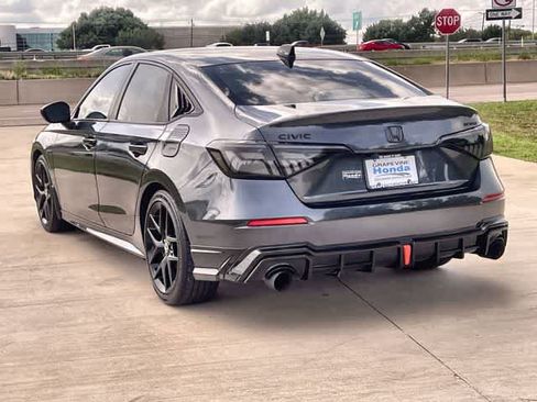 Used 2025 Honda Civic Sport image 5