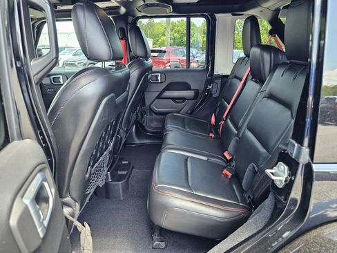 Certified 2020 Jeep Wrangler Unlimited Rubicon w/ Quick Order Package 28Y Recon AWD/4WD image 33