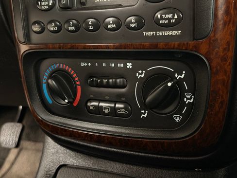 Used 2001 Saturn L-Series L200 FWD image 46
