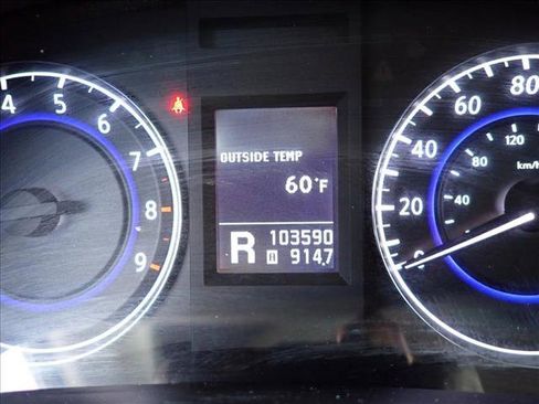 Used 2011 INFINITI G37 x w/ Premium Pkg image 23