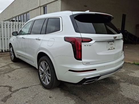 Certified 2024 Cadillac XT6 Premium Luxury AWD/4WD image 3