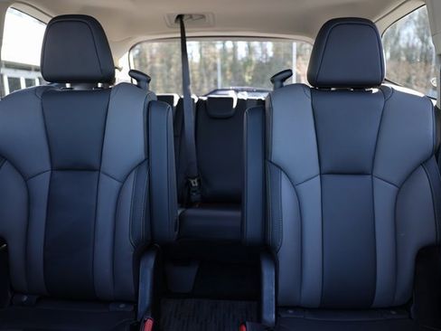 Certified 2025 Subaru Ascent Onyx Edition image 49