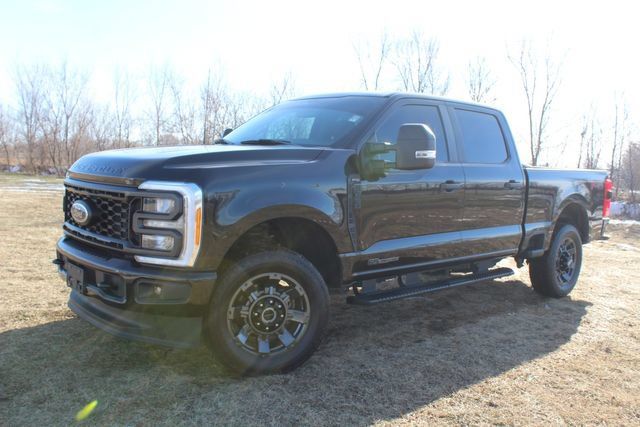 Used 2023 Ford F250 XL w/ STX Appearance Package AWD/4WD image 1
