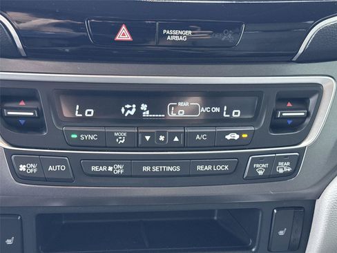 Used 2022 Honda Pilot Special Edition image 30