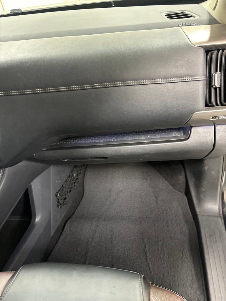 Used 2025 Nissan Pathfinder Platinum w/ Cargo Package FWD image 30