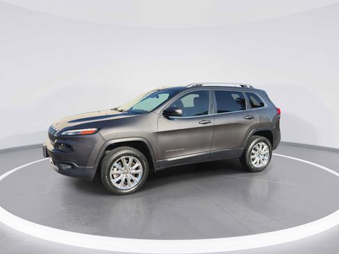 Used 2015 Jeep Cherokee Limited AWD/4WD image 4