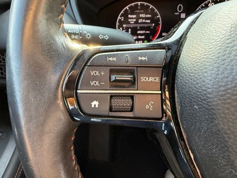 Used 2024 Honda HR-V Sport image 11