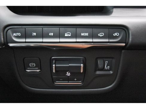Used 2021 Cadillac Escalade Sport Platinum AWD/4WD image 20