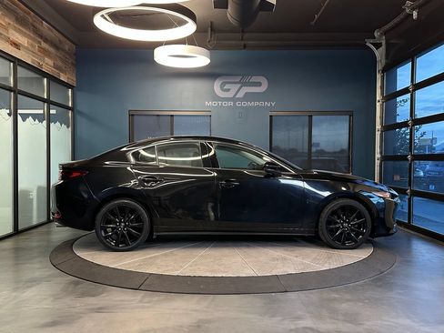 Used 2021 MAZDA MAZDA3 AWD 2.5 Turbo Sedan image 2