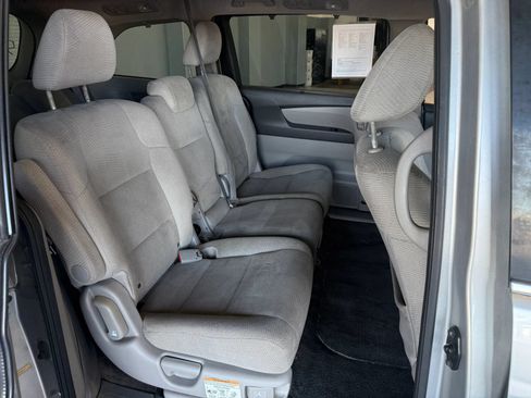 Used 2013 Honda Odyssey EX image 12