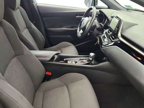 Used 2018 Toyota C-HR XLE image 23
