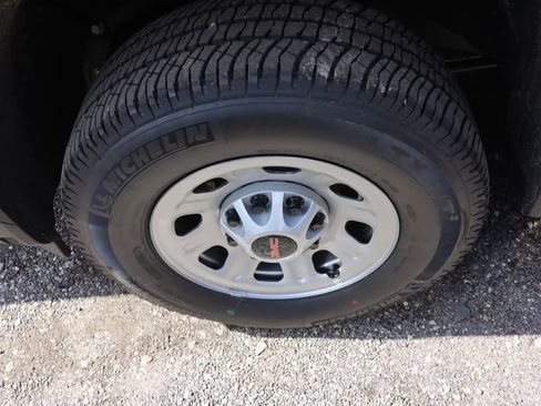 New 2025 GMC Sierra 2500 Pro image 13