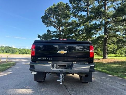 Used 2019 Chevrolet Silverado 2500 W/T w/ WT Convenience Package AWD/4WD image 18