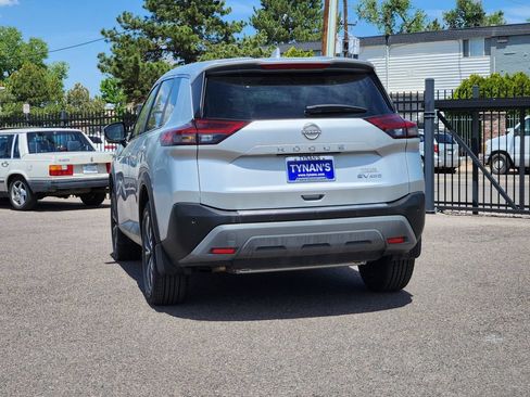 Used 2023 Nissan Rogue SV AWD/4WD image 5