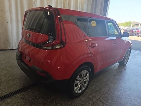 Used 2020 Kia Soul LX FWD image 2