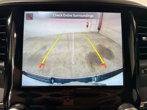 Used 2024 RAM 1500 Laramie RWD image 27