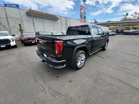 Used 2026 GMC Sierra 1500 Denali w/ Denali Reserve Package AWD/4WD image 8