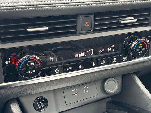 New 2026 Nissan Rogue SV w/ SV Premium Package image 24