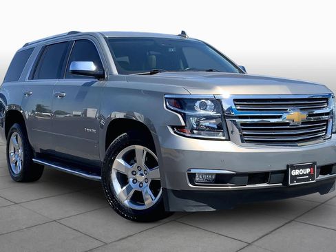 Used 2018 Chevrolet Tahoe Premier AWD/4WD image 3