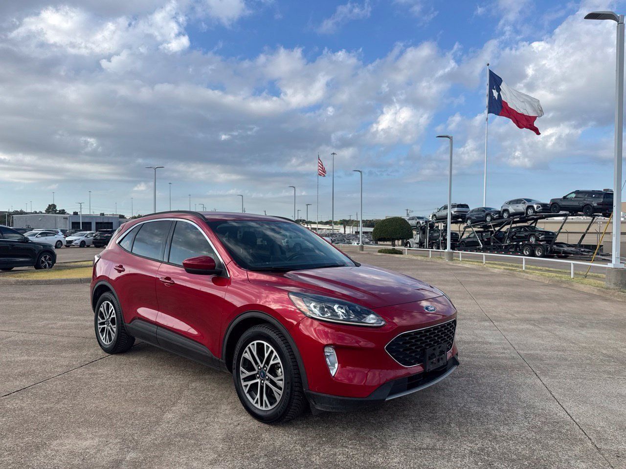 Used 2020 Ford Escape SEL FWD image 1