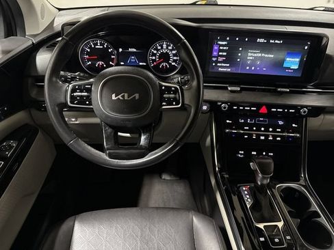 Used 2022 Kia Carnival SX FWD image 11