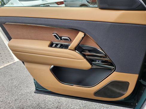 New 2025 Land Rover Range Rover Sport SV Edition Two image 16