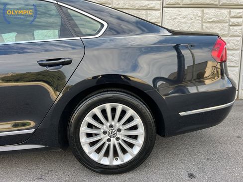 Used 2017 Volkswagen Passat 1.8T SE image 10