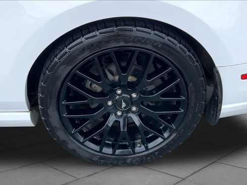 Used 2014 Ford Mustang GT w/ FP8 Appearance Package RWD image 9