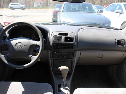Used 2002 Toyota Corolla LE FWD image 31
