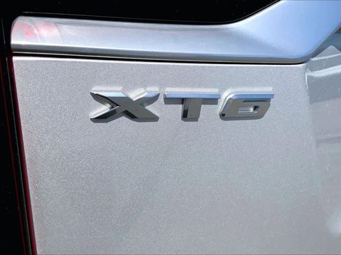 Used 2020 Cadillac XT6 Premium Luxury FWD image 31
