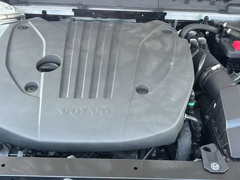 Certified 2023 Volvo XC60 B5 Core w/ Climate Package AWD/4WD image 31