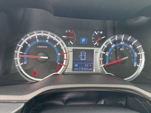 Used 2014 Toyota 4Runner SR5 Premium AWD/4WD image 18