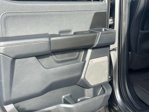 Used 2022 Ford F150 Lariat w/ Equipment Group 502A High image 16